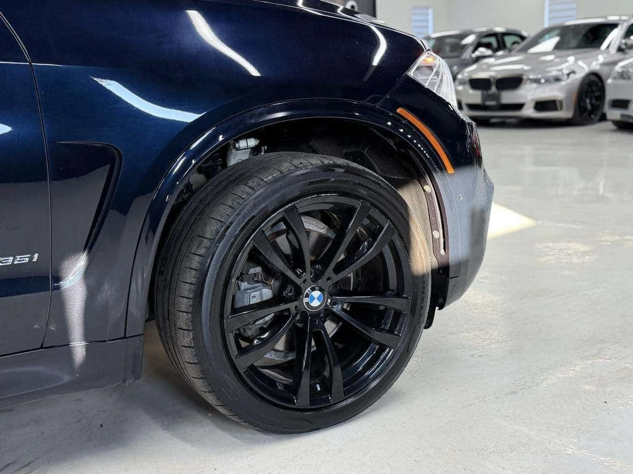 BMW X5 * M SPORT| NAV| 360CAM| HUD| BSM| LDW| FCW| PANO| , снимка 3 - Автомобили и джипове - 54935497