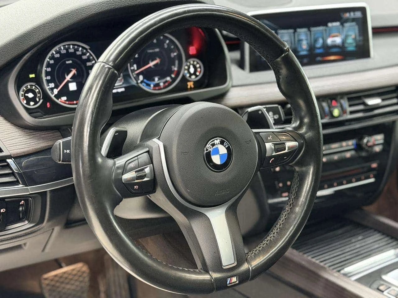 BMW X5 * M SPORT| NAV| 360CAM| HUD| BSM| LDW| FCW| PANO| , снимка 8 - Автомобили и джипове - 54935497
