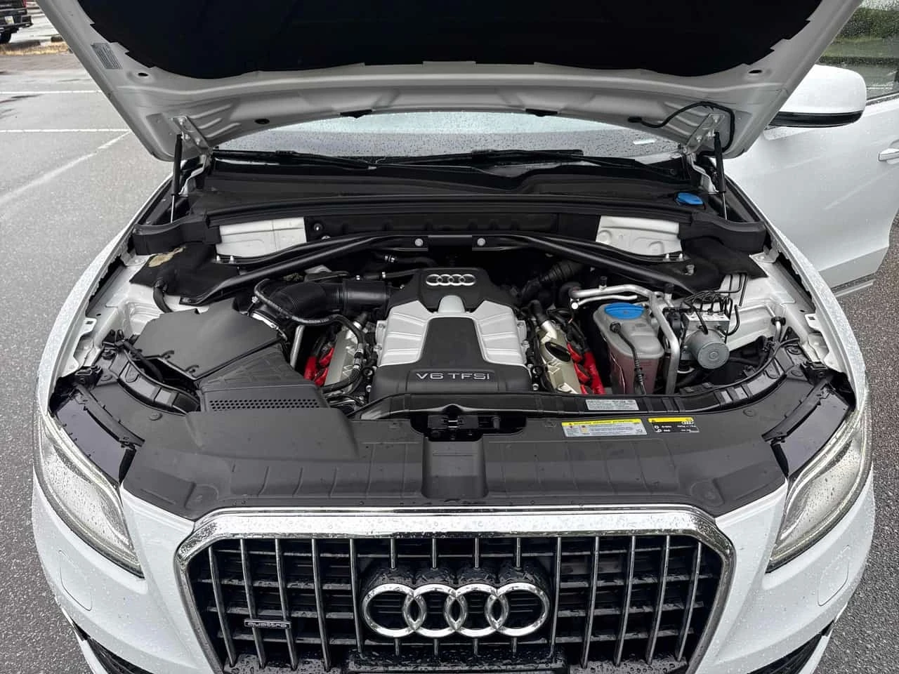 Audi Q5 * 3.0T Technik * CARFAX * ОПЦИЯ ЗА ФИНАНСИРАНЕ * , снимка 13 - Автомобили и джипове - 55784705