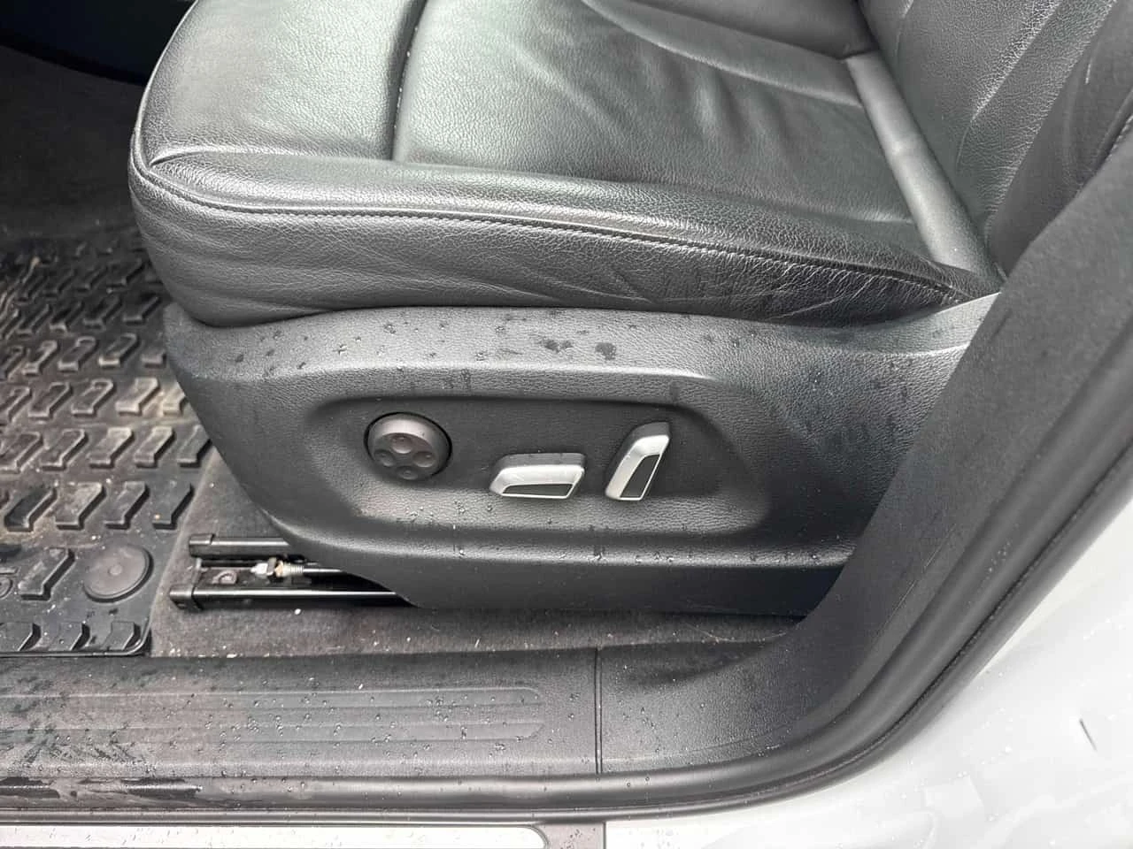 Audi Q5 * 3.0T Technik * CARFAX * ОПЦИЯ ЗА ФИНАНСИРАНЕ * , снимка 12 - Автомобили и джипове - 55784705