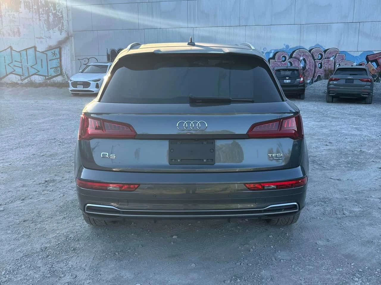 Audi Q5 * Technik * CARFAX * ОТ ПРЕДСТАВИТЕЛСТВО НА АУДИ *, снимка 4 - Автомобили и джипове - 56279194