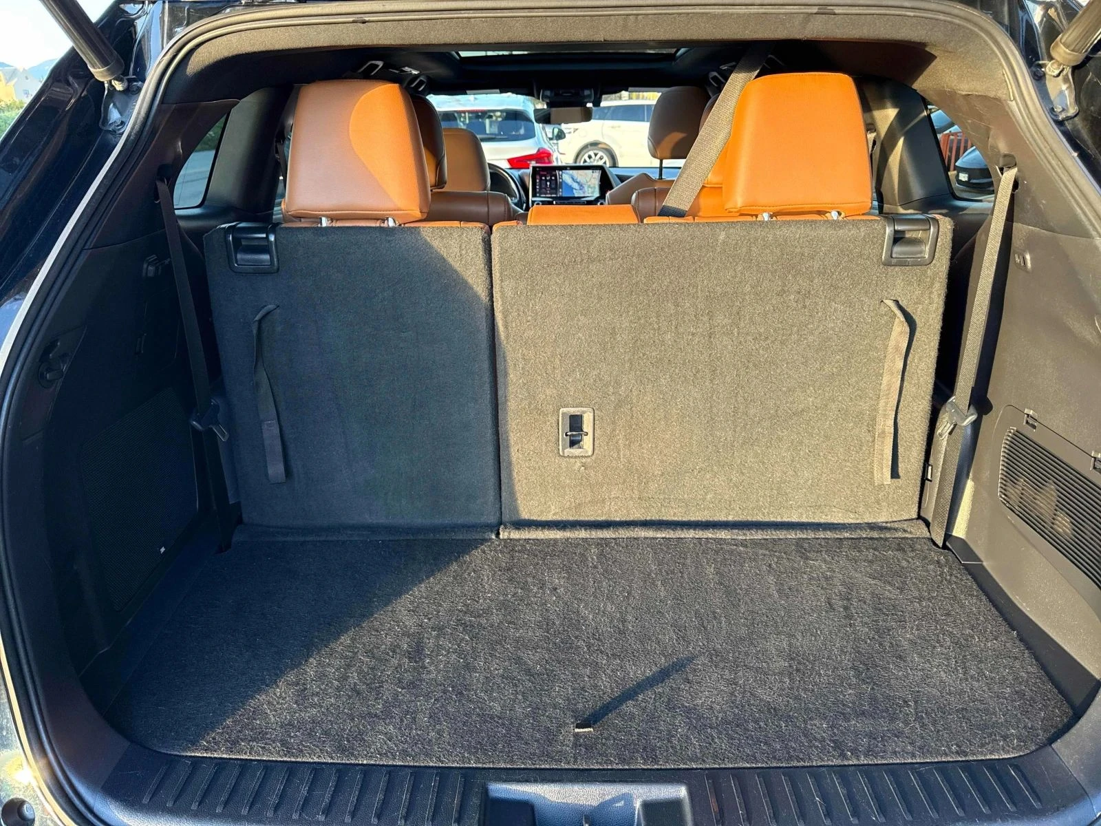 Toyota Highlander, снимка 12 - Автомобили и джипове - 56686875