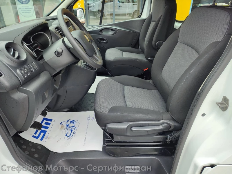 Renault Trafic L1H1 7 1 Combi Life 2.0 dCi (120hp) MT6, снимка 12 - Бусове и автобуси - 49377332