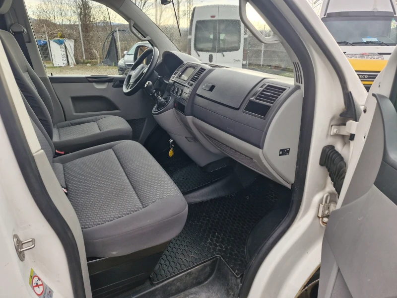 VW Transporter 2000. 180ks, снимка 10 - Бусове и автобуси - 52966531