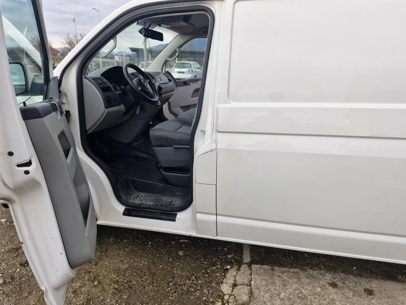 VW Transporter 2000. 180ks, снимка 4 - Бусове и автобуси - 52966531