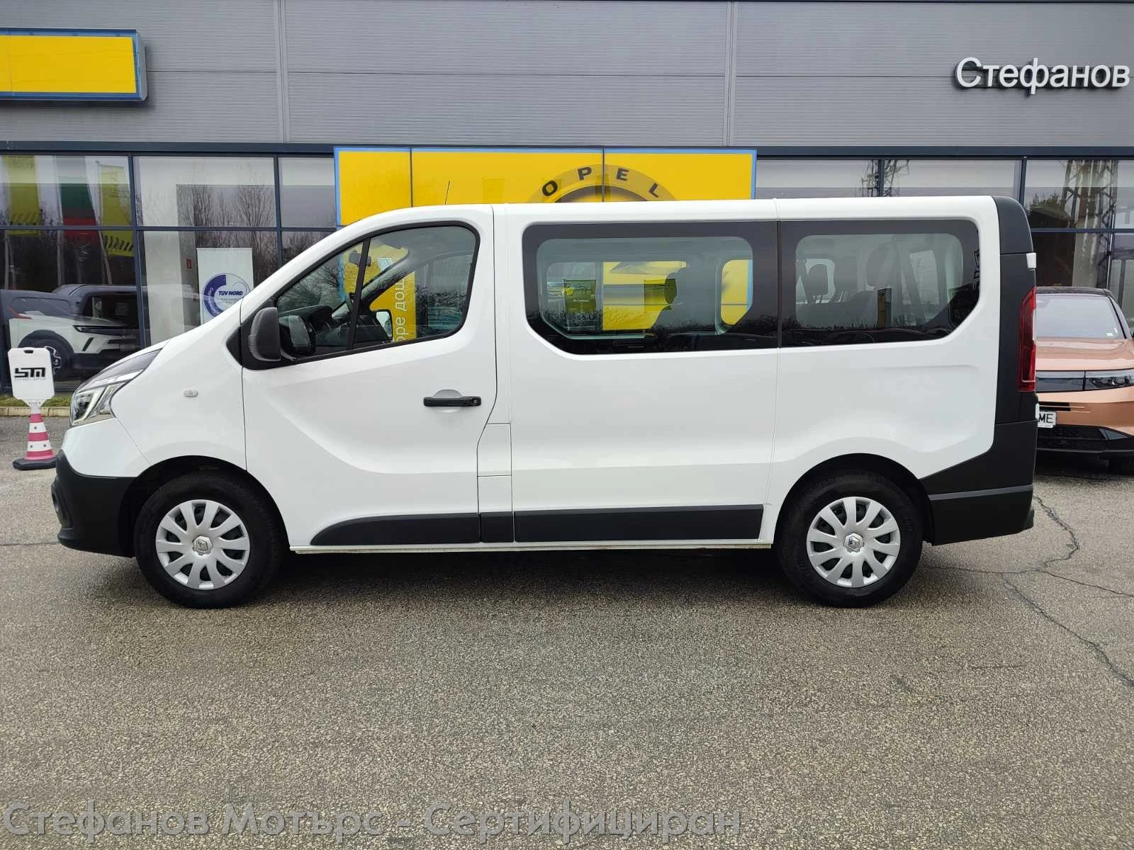 Renault Trafic L1H1 7 1 Combi Life 2.0 dCi (120hp) MT6 - изображение 4