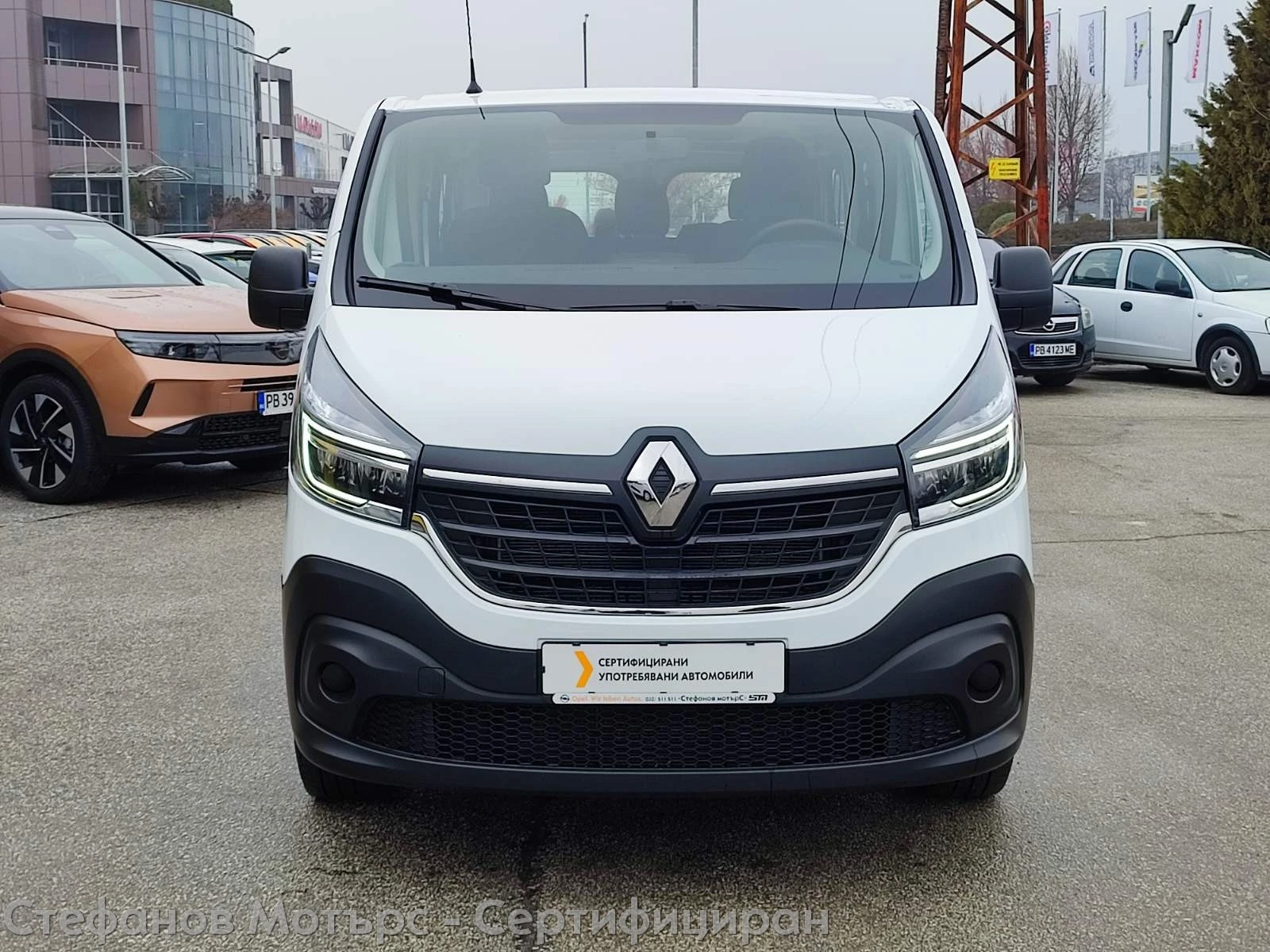 Renault Trafic L1H1 7 1 Combi Life 2.0 dCi (120hp) MT6 | Mobile.bg   2