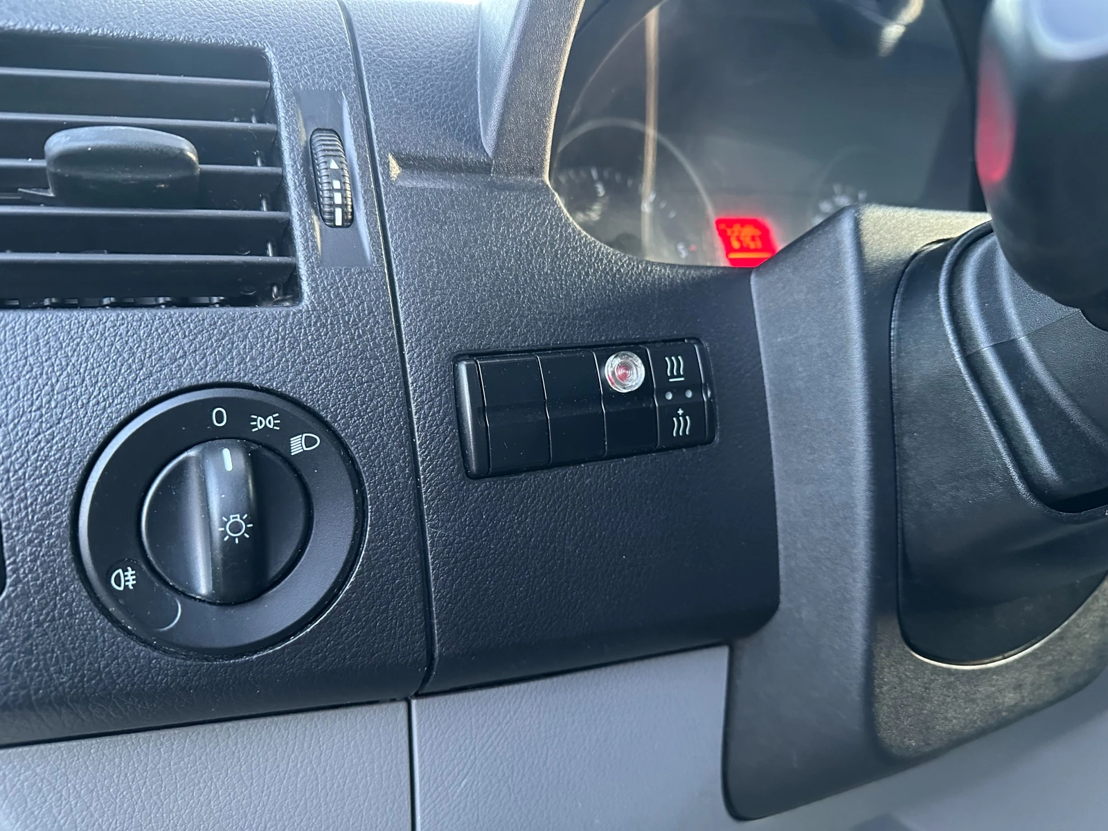 VW Crafter 9места/клима/ПЕЧКА/Автоматична странична врата, снимка 6 - Бусове и автобуси - 53801983