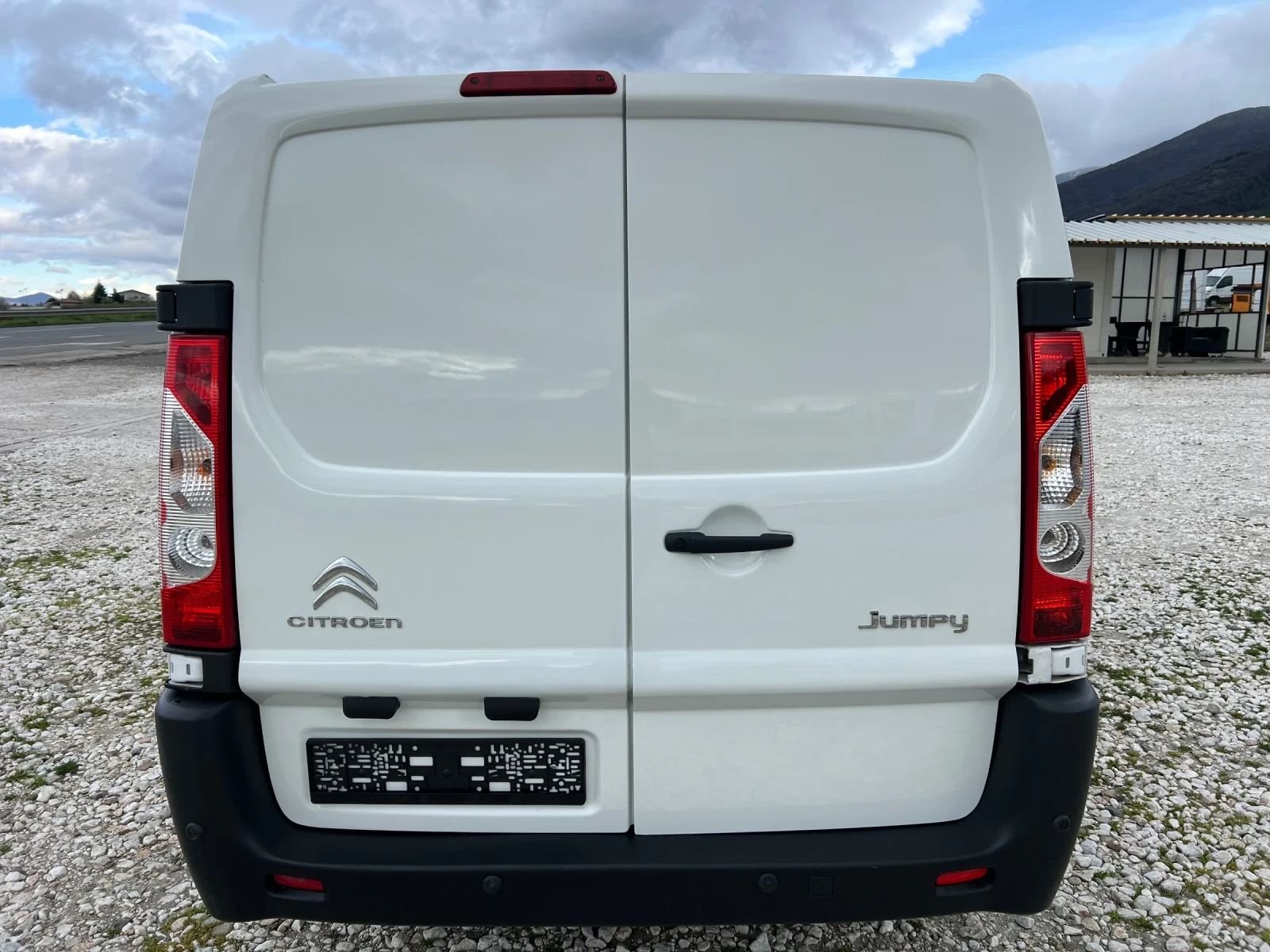 Citroen Jumpy 2.0 HDI-128 к.с-Хладилен, снимка 9 - Бусове и автобуси - 54151372