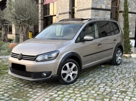 VW Touran 2.0TDI Панорама* Камера* Теглич* 7 Местен, снимка 1