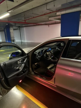 Обява за продажба на Mercedes-Benz C 300 AMG, 4 Matic ~66 000 лв. - изображение 6