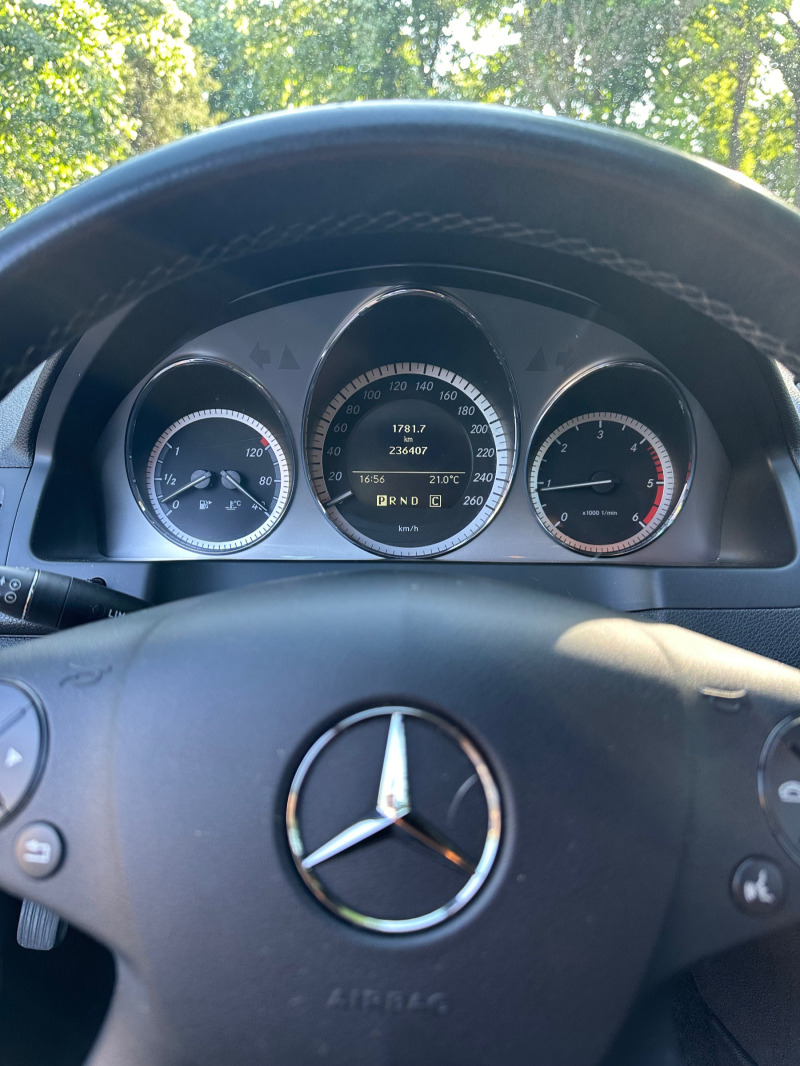 Mercedes-Benz C 250 C250 CDI, снимка 11 - Автомобили и джипове - 45905514