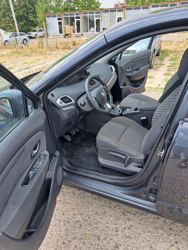 Renault Scenic Ван, снимка 5 - Автомобили и джипове - 46981684