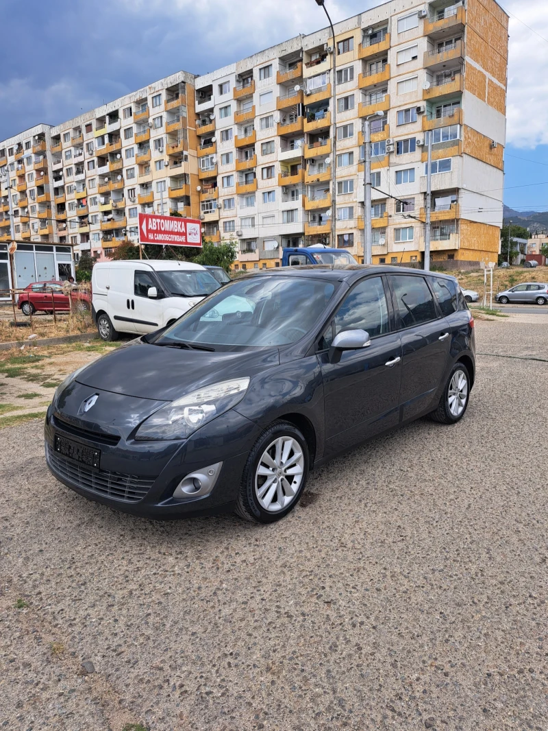 Renault Scenic Ван, снимка 2 - Автомобили и джипове - 46981684