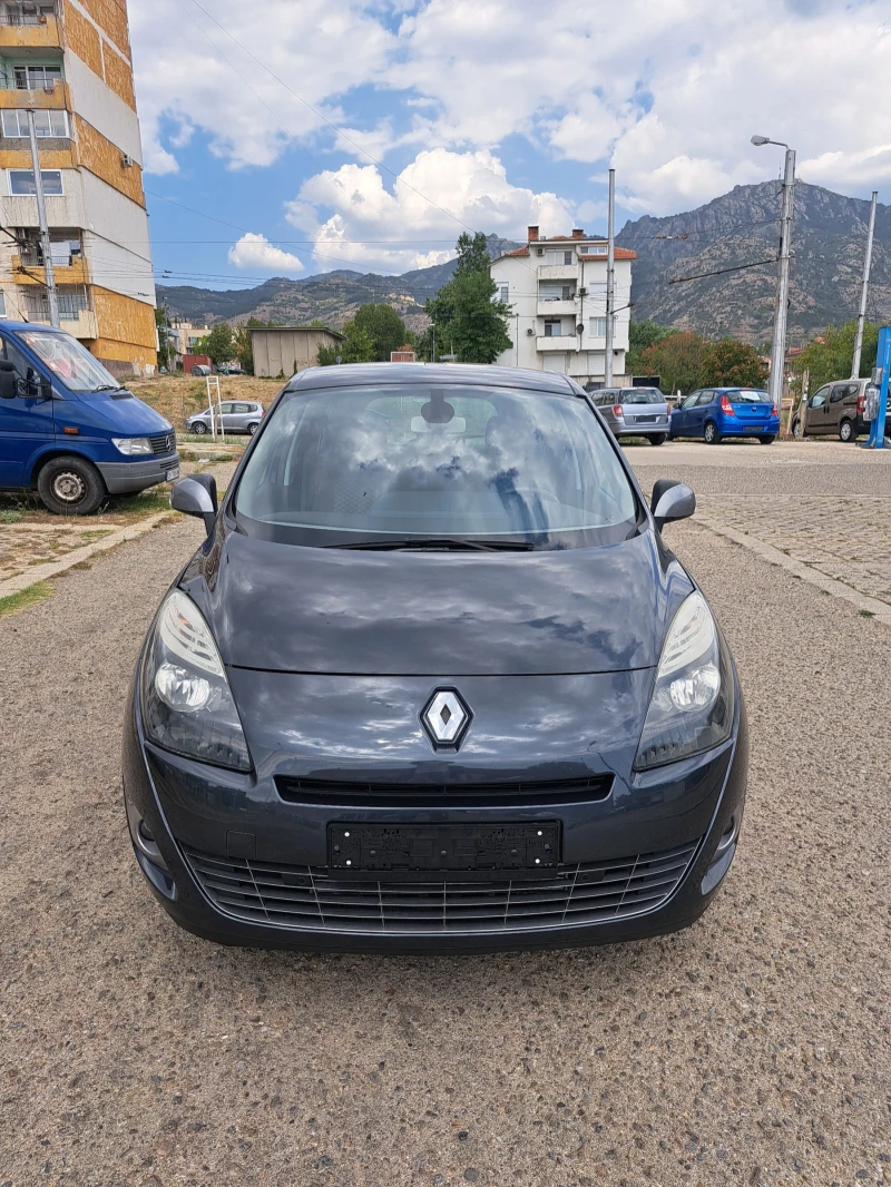 Renault Scenic Ван, снимка 1 - Автомобили и джипове - 46981684