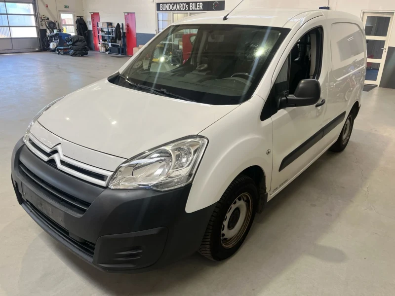 Citroen Berlingo 1.6 HDI 99hp / EU6 / AC / Navi, снимка 3 - Автомобили и джипове - 47442424