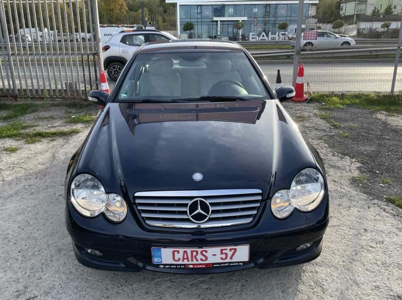 Mercedes-Benz C 180 Kompressor Автомат FACELIFTик, снимка 5 - Автомобили и джипове - 47706392