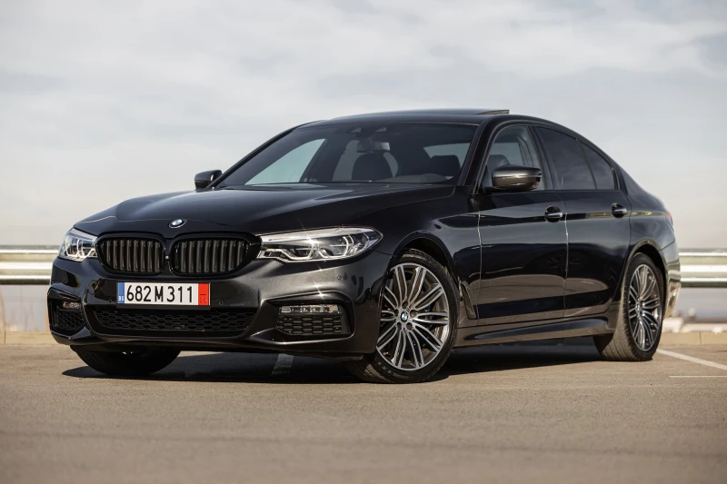 BMW 540 ///M Sport xDrive SoftClose, снимка 1 - Автомобили и джипове - 48313876