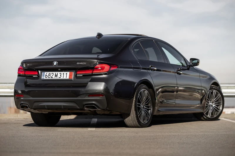 BMW 540 ///M Sport xDrive SoftClose, снимка 3 - Автомобили и джипове - 48313876