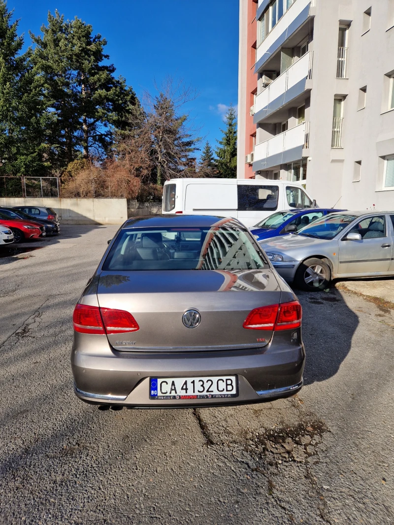 VW Passat, снимка 4 - Автомобили и джипове - 49513066