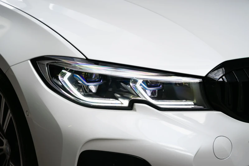 BMW 330 d* Individual* Laser* M-Pack, снимка 6 - Автомобили и джипове - 50451513