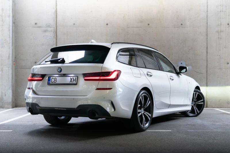 BMW 330 d* Individual* Laser* M-Pack, снимка 2 - Автомобили и джипове - 50451513