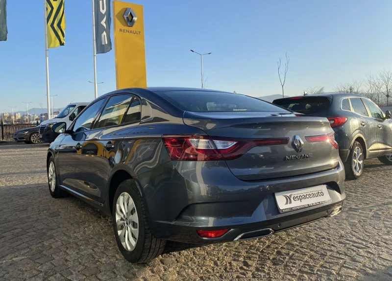 Renault Megane 1.3 TCe 140к.с., снимка 6 - Автомобили и джипове - 49103111