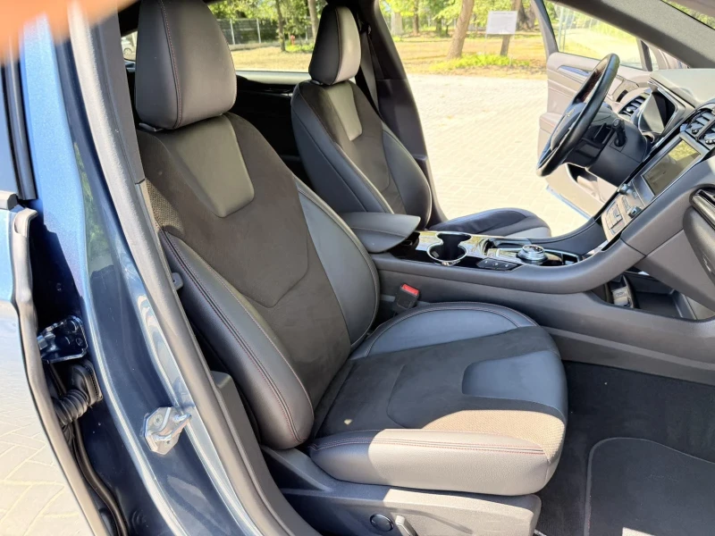 Ford Mondeo TDCI EcoBlue ST-Line , снимка 9 - Автомобили и джипове - 52176040