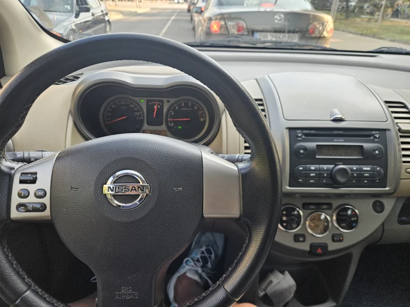 Nissan Note, снимка 6 - Автомобили и джипове - 51116619