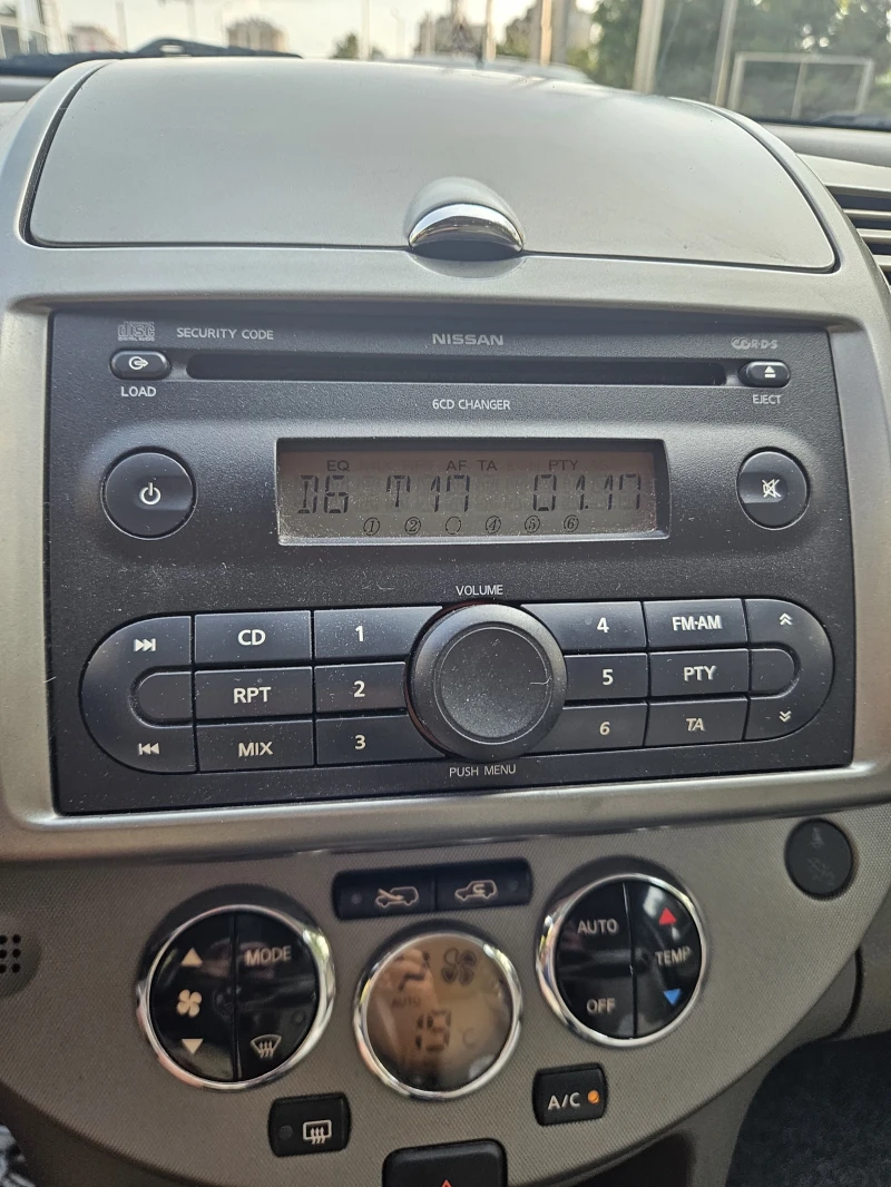 Nissan Note, снимка 7 - Автомобили и джипове - 51116619