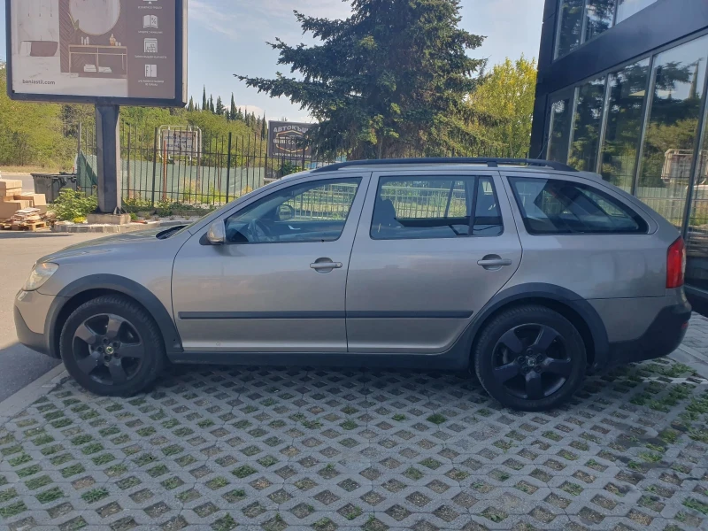 Skoda Octavia Scout 2, 0 tdi 140 hp 4x4, снимка 8 - Автомобили и джипове - 51615119