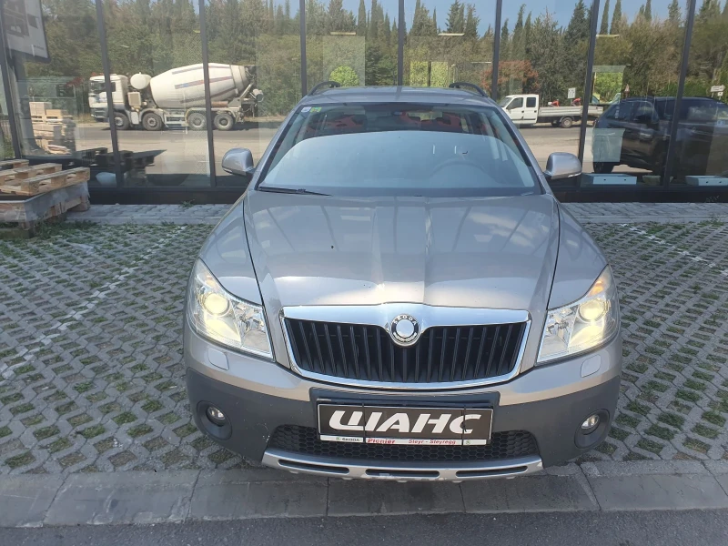 Skoda Octavia Scout 2, 0 tdi 140 hp 4x4, снимка 4 - Автомобили и джипове - 51615119
