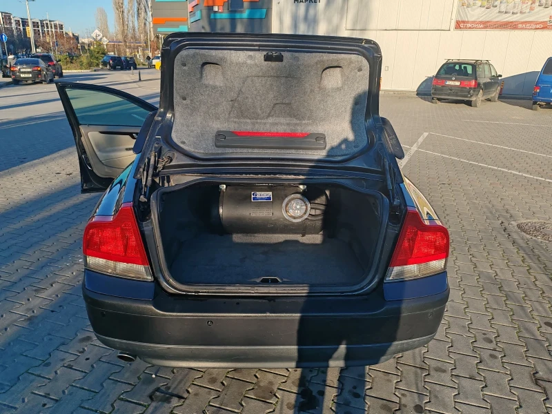 Volvo S60, снимка 13 - Автомобили и джипове - 52796263