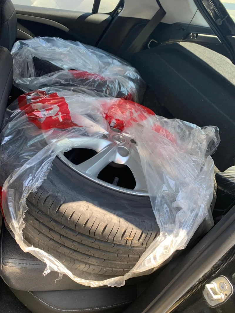 Opel Corsa Elegance, Full led, Switzerland , снимка 13 - Автомобили и джипове - 52797661