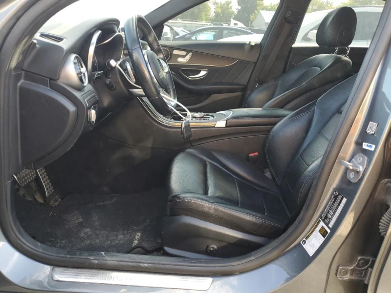 Mercedes-Benz C 300 4MATIC* , снимка 8 - Автомобили и джипове - 52999617
