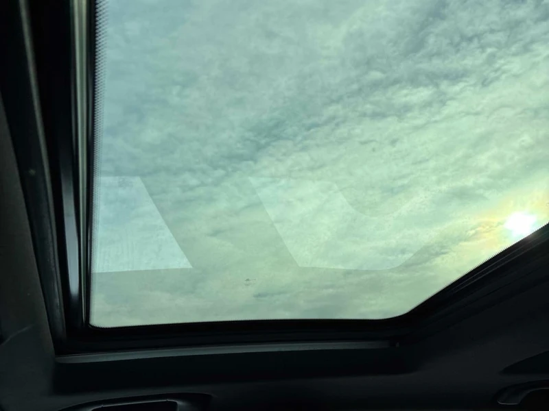 Mercedes-Benz C 350 * CARFAX * ЦЕНА ДО БГ, снимка 14 - Автомобили и джипове - 53355980