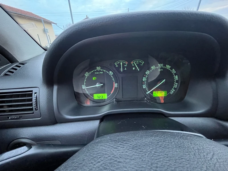 Skoda Octavia 1.9TDI 90hp, снимка 9 - Автомобили и джипове - 53598338