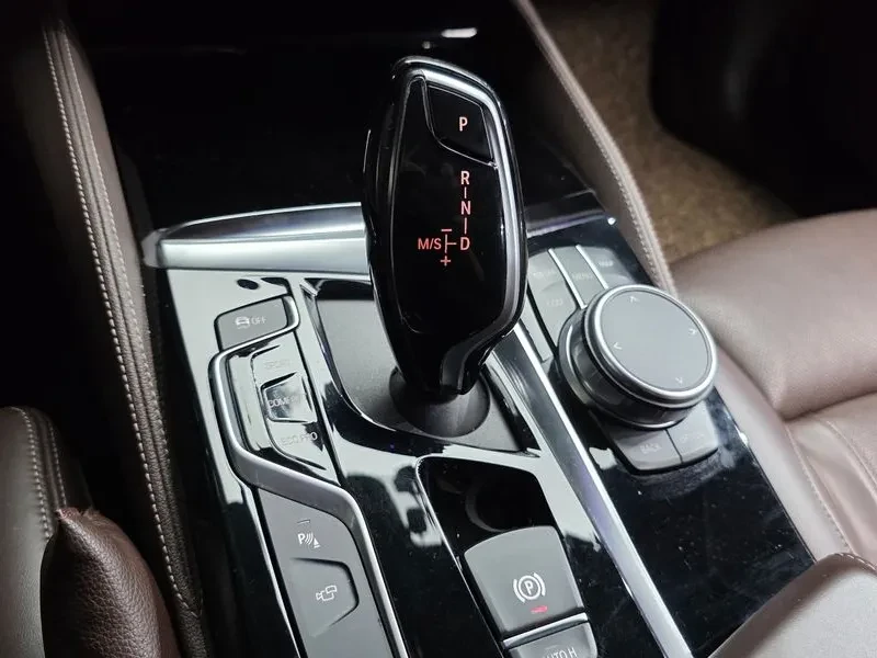 BMW 530  G30I. M PACK, снимка 9 - Автомобили и джипове - 55733991