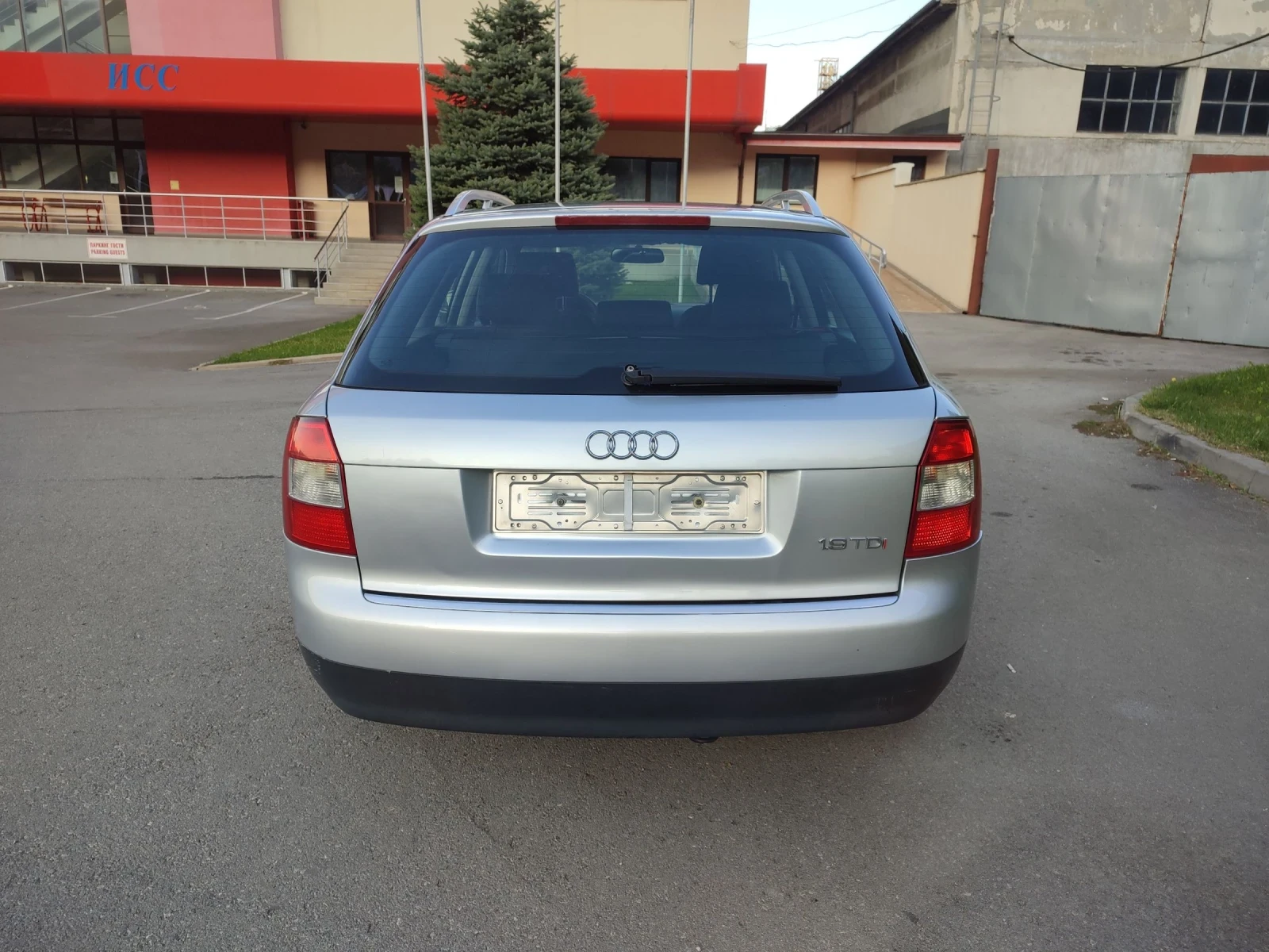 Audi A4 1.9 131cv TDI  - изображение 6