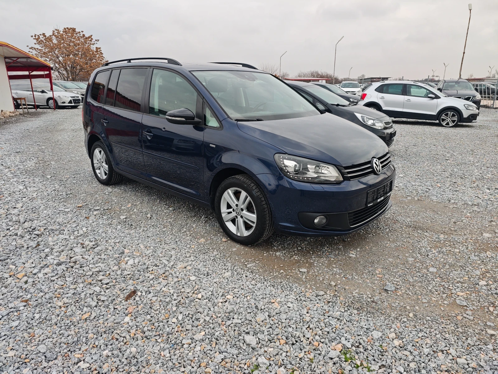 VW Touran 2.0TDI  - изображение 3