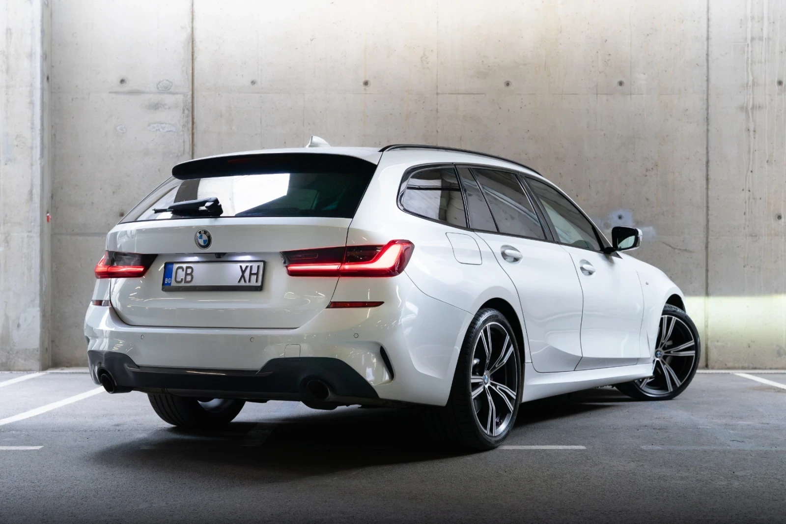 BMW 330 d* Individual* Laser* M-Pack - изображение 2