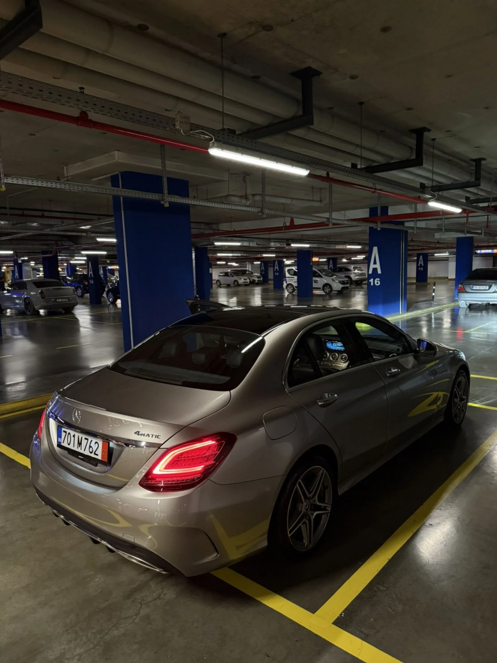 Mercedes-Benz C 300 AMG, 4 Matic - изображение 4