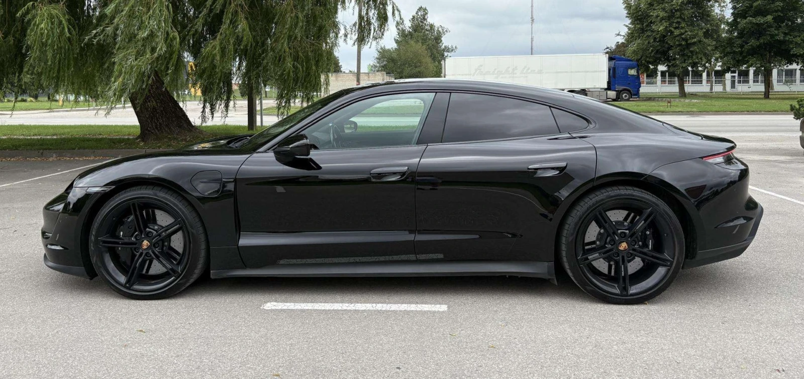 Porsche Taycan 4S Performance Plus - изображение 3