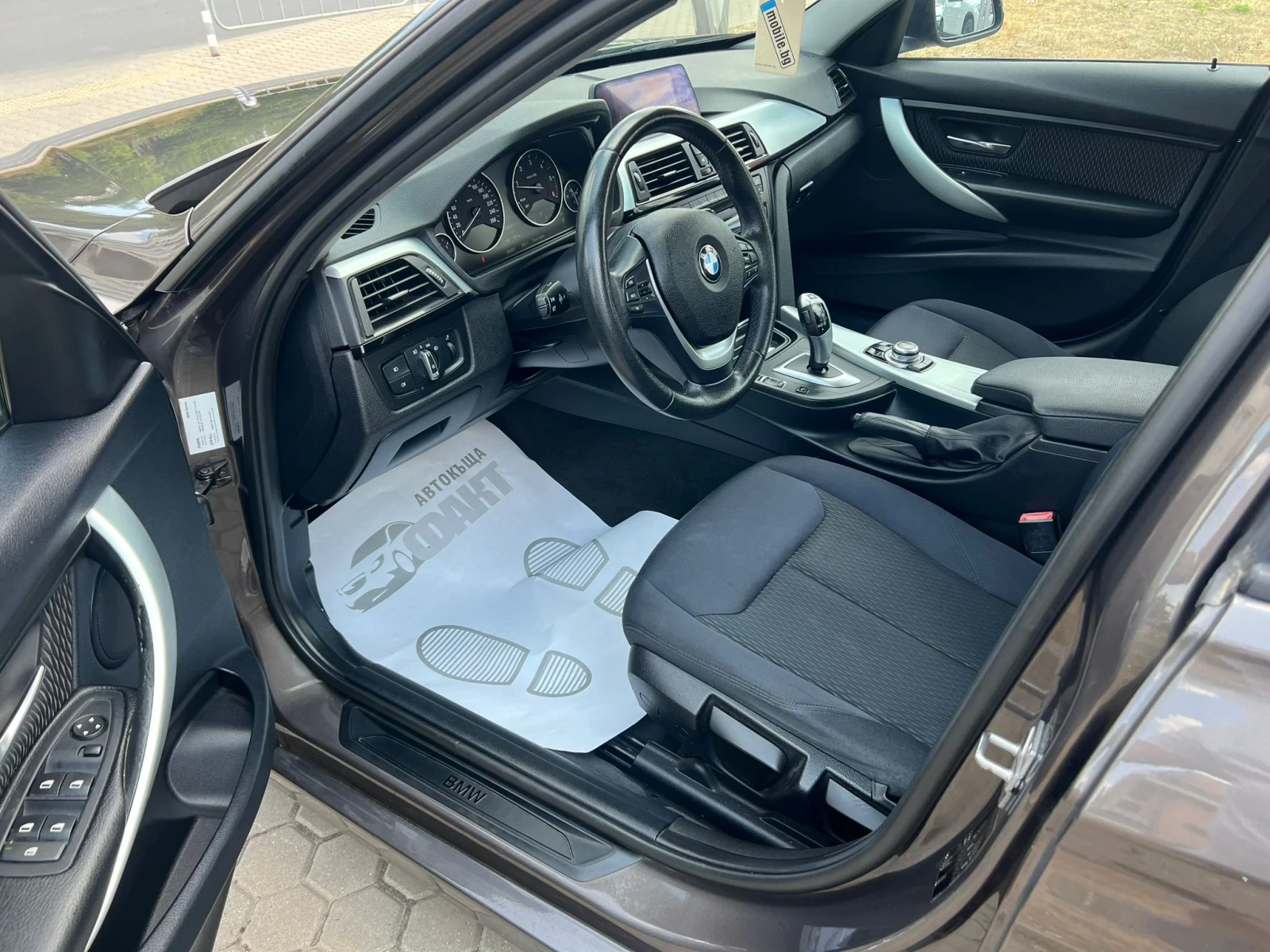 BMW 320 2.0D/AVTOMAT/NAVI - изображение 8
