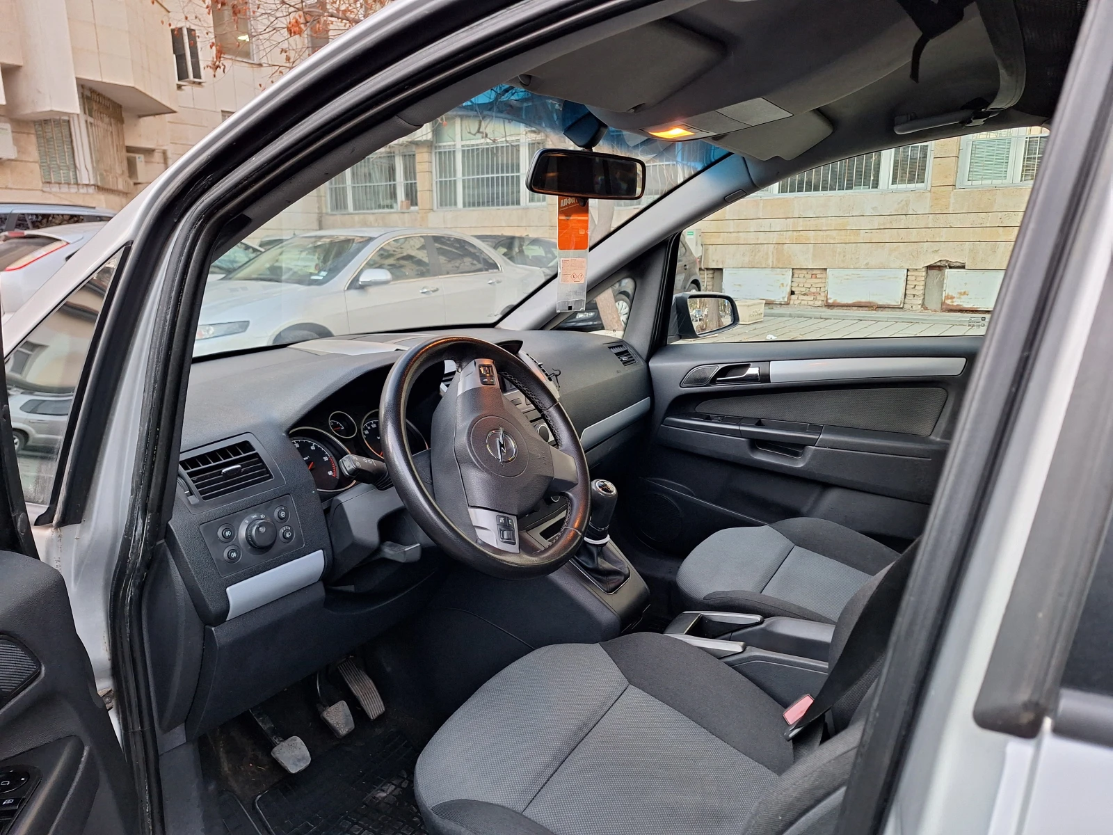 Opel Zafira  - изображение 6