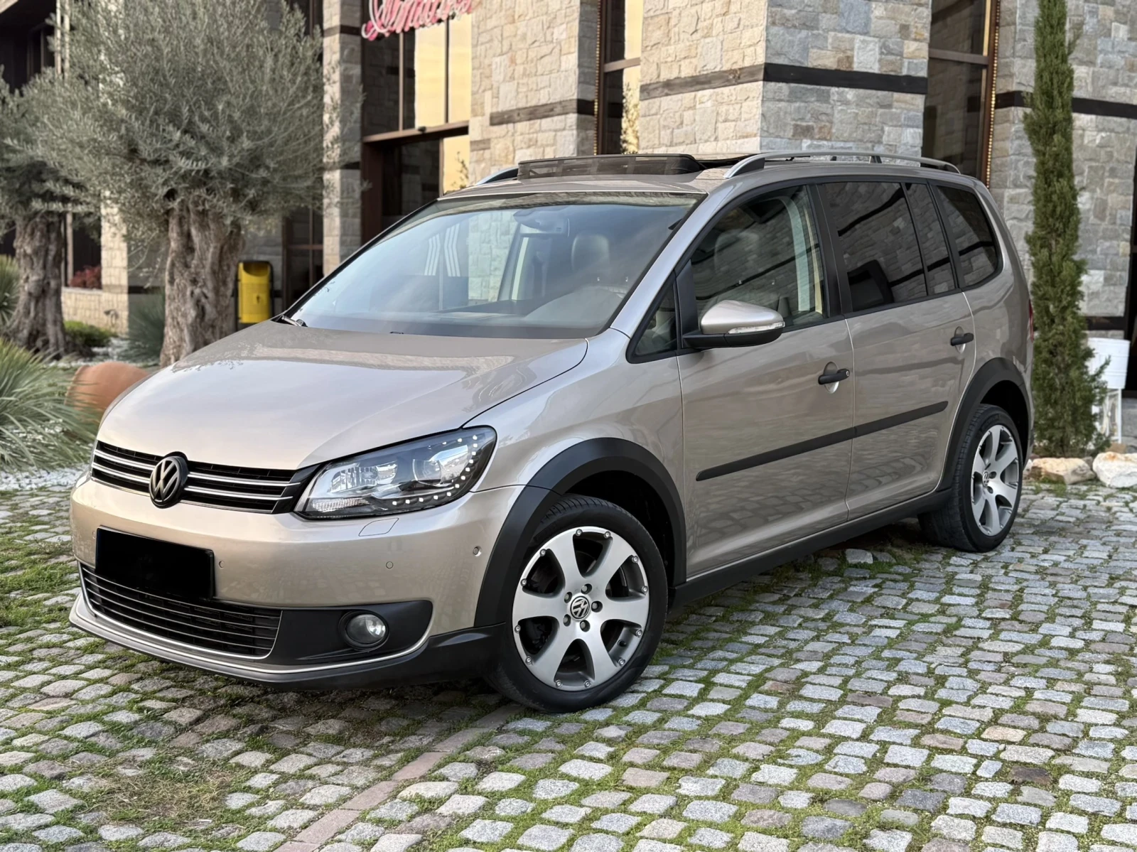 VW Touran 2.0TDI ��������* ������* ������* 7 ������ | Mobile.bg � ����������� 1