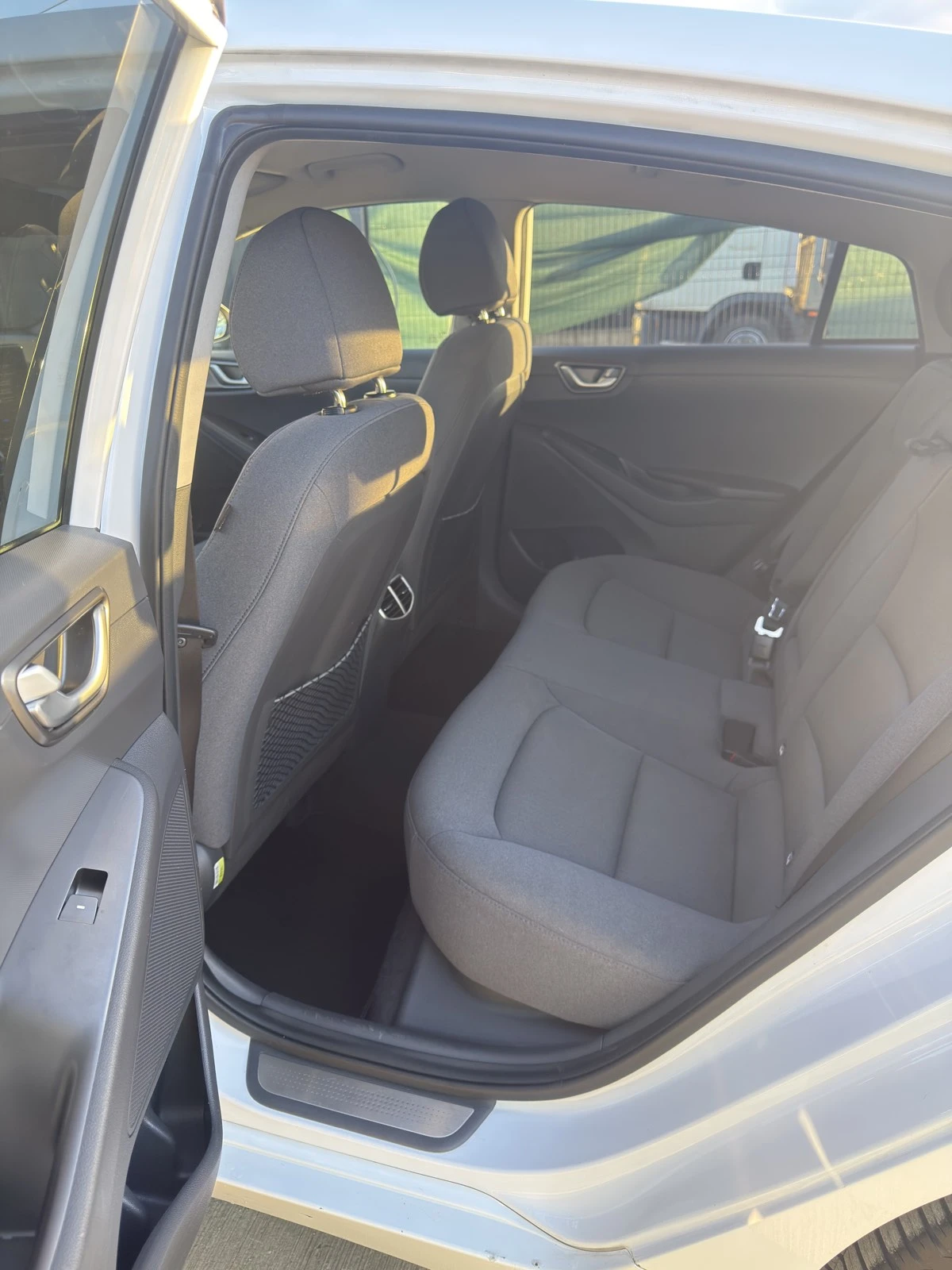 Hyundai Ioniq 38.4KWh/FACE/LED/BLUELINK/SOH100% | Mobile.bg � ����������� 11