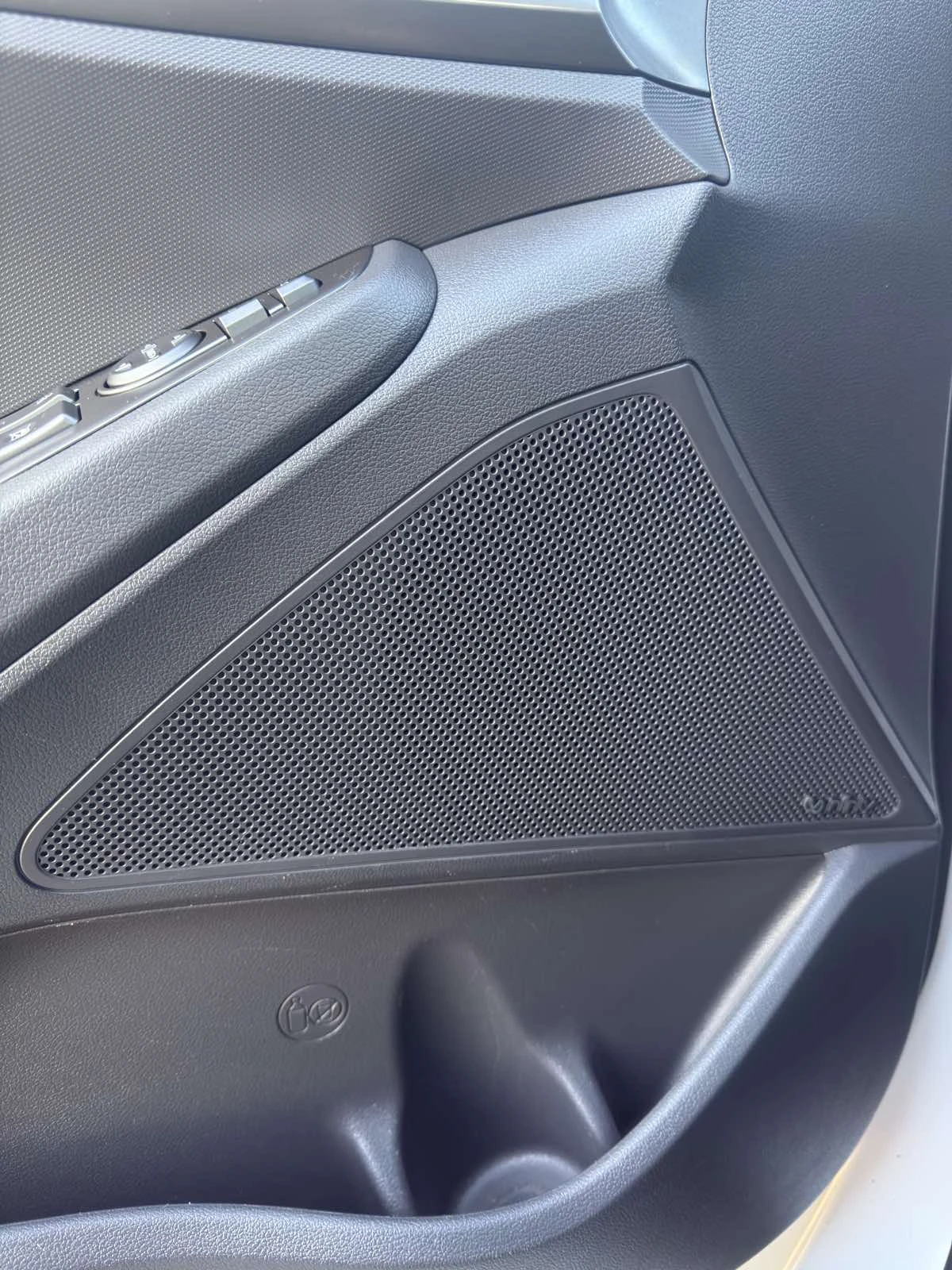 Hyundai Ioniq 38.4KWh/FACE/LED/BLUELINK/SOH100% | Mobile.bg � ����������� 15