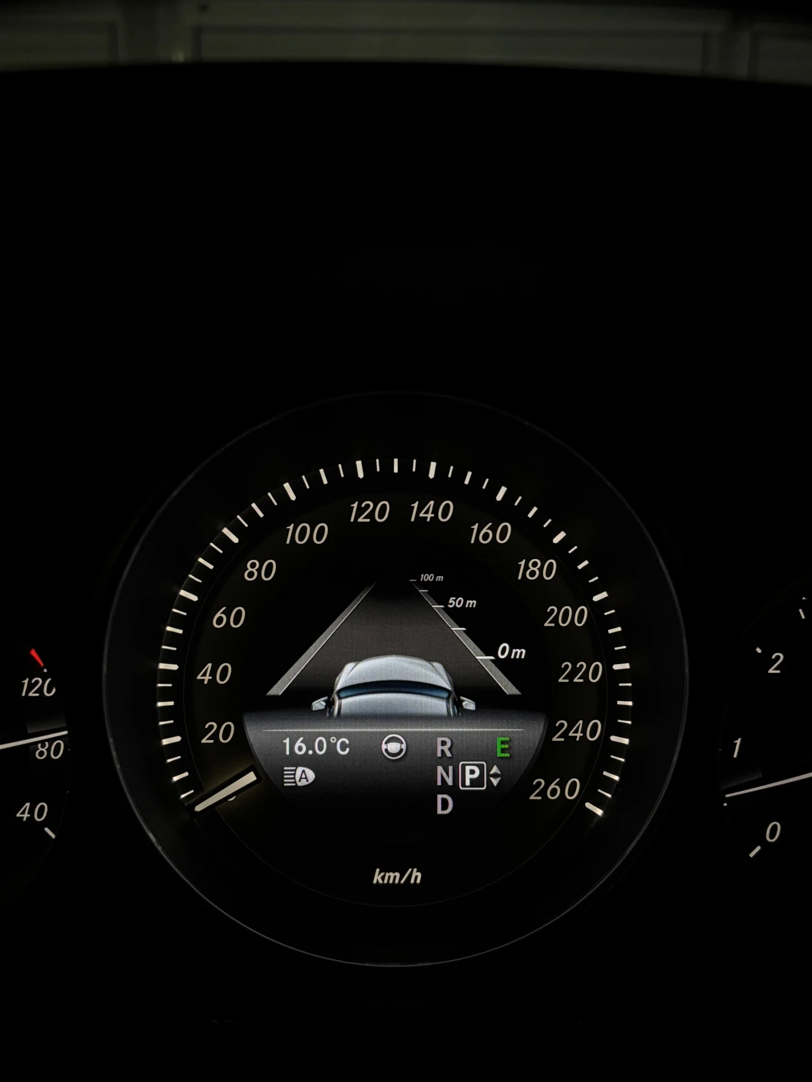 Mercedes-Benz E 350 Keyless/360/Massage/Disstronic, снимка 14 - Автомобили и джипове - 53846717