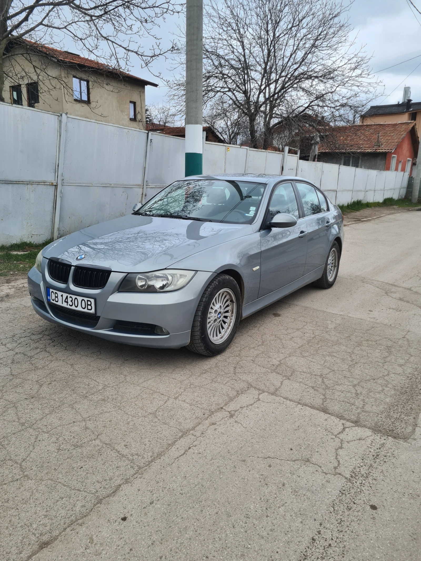 BMW 318, снимка 2 - Автомобили и джипове - 54034000